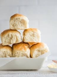 Pav (2 pcs).